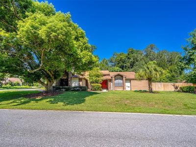 935 PINE SHADOW DRIVE