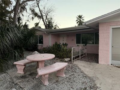 7127 Peninsular Dr