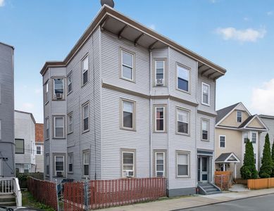 8 Torrey St