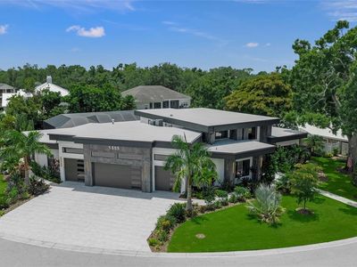 1555 Eastbrook Dr