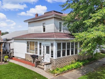 420 E Rensselaer St