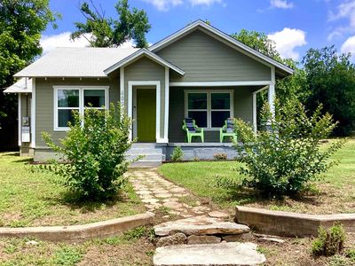 409 N Vandeveer Street