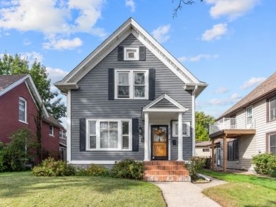 229 4th Ave N