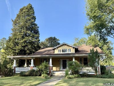 405 S Main St
