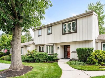 350 Devon Way