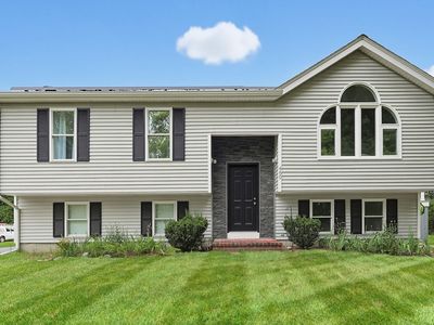 460 Richardson Ave