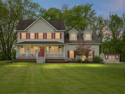 101 Pinehurst Ln