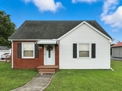 Property at 807 S Main St, Elkton, KY