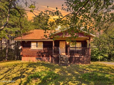 495 E Valleyview Dr