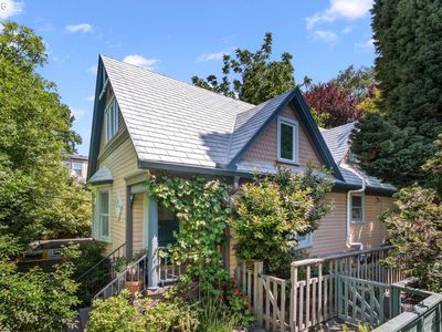 324 SE 13th Ave
