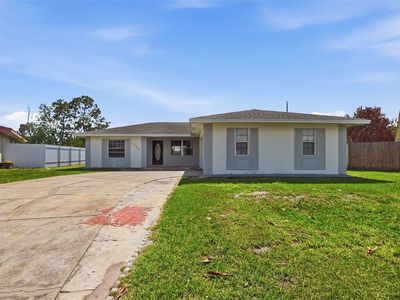 2762 Myakka Dr