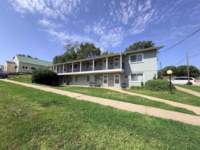 1005 S Glass St