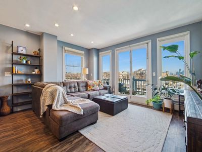 109 Shearwater Ct E APT 22