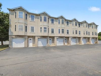 66 Terhune Ave #2