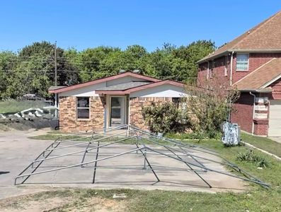 Property at 2917 Chestnut Ave, Fort Worth, TX