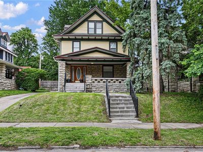 3527 Kenwood Ave