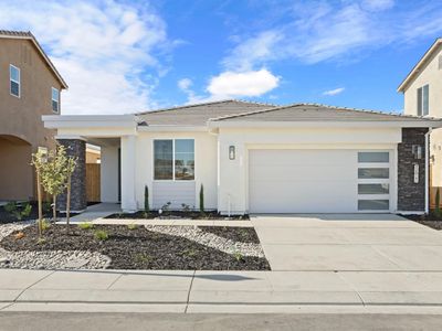 3274 Leo David St