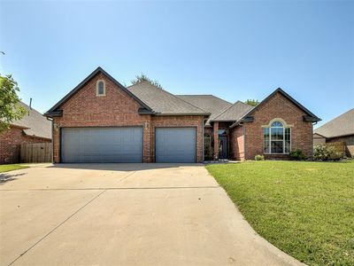 13150 Red Oak Dr
