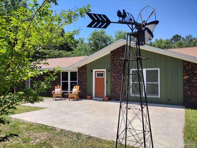 4611 Gunter Rd