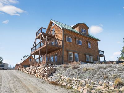 5844 Middle Fork