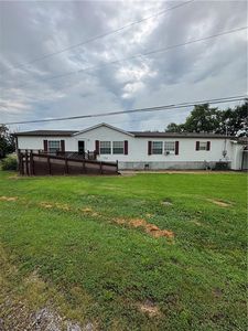 3008 SW Lakefront Ln W