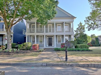 100 Centennial Dr