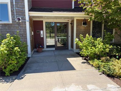190 Clarke Rd APT 102