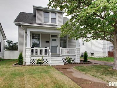 2021 Cherry St