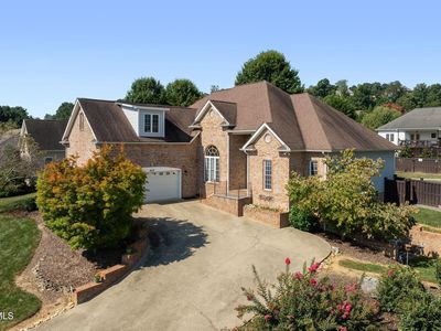 484 Wyndham Dr