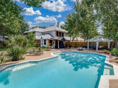 3000 Palmtree Dr