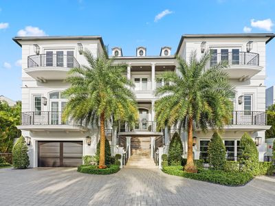 1001 HILLSBORO MILE