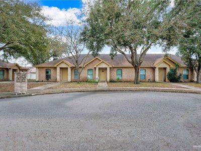 2402 Tahiti Dr