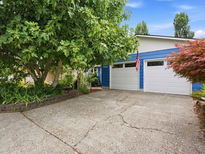 1352 Astor Way