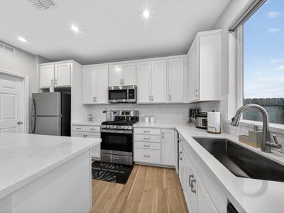 9476 Del Seis Dr