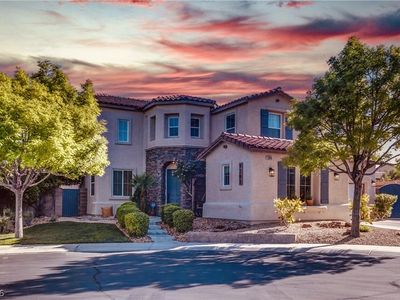 9395 Arrowhead Bluff Ave