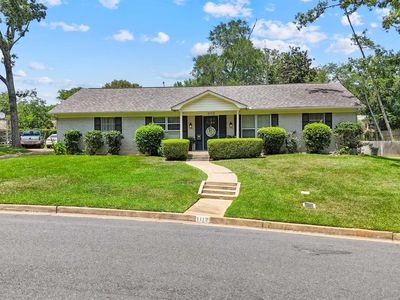 1112 Pollard Dr
