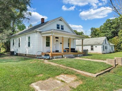 807 Piedmont St SE