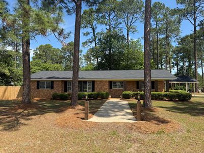 1159 W Roanoke Dr