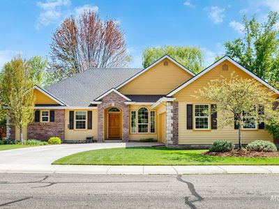 2703 E Ridgedale Pl