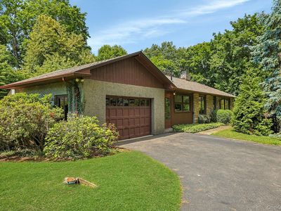 15 Grandview Lane