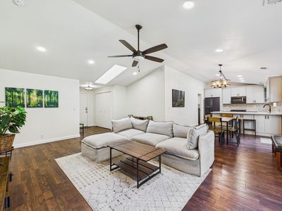 1371 Fernwood Dr