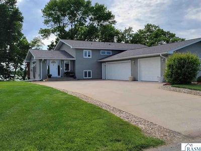 237 N Duck Lake Ave