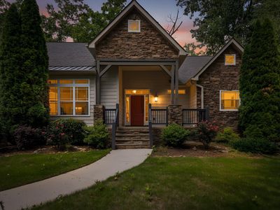 678 Cherokee Lake Dr