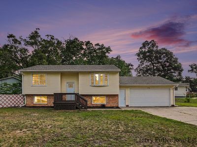 3942 Hall Rd