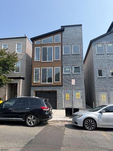 195 N 12Th St