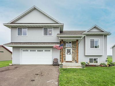 240 Fitzgerald Ave N