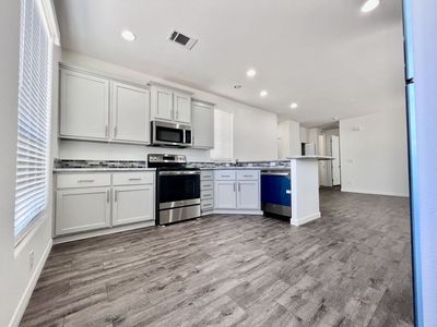2206 S Ellsworth Rd #3B