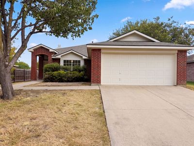 825 Dixon Ln