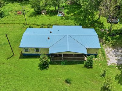 16874 E 570th Rd
