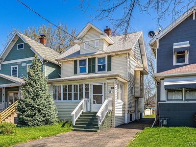 75 Henrietta Ave
